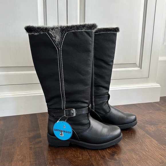 Tundra Boots •Mai • Women’s size 7 - Picture 3 of 6